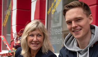 20 fingre og et flygel Ann-Sofie Godø og Christian D. Ryseth