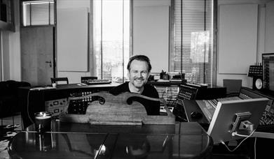 Valgeir Sigurðsson med venner recording