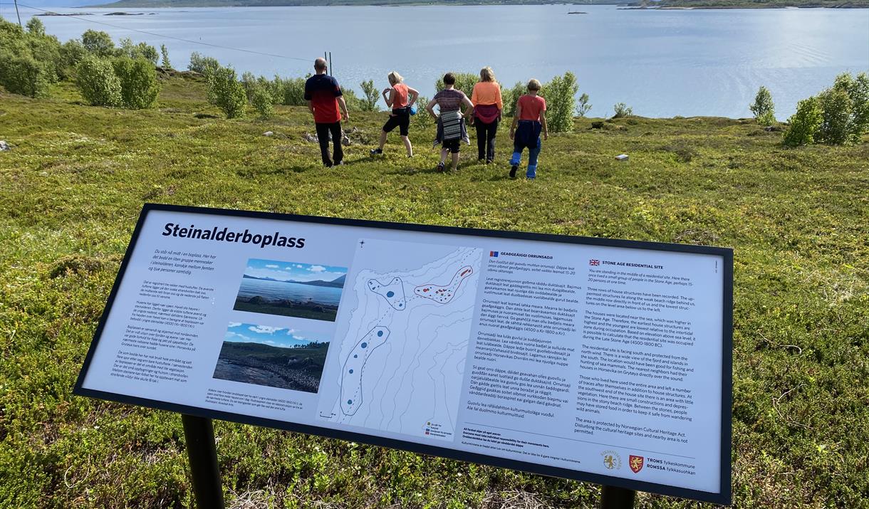 Fotefar mot nord: Bjarkøy