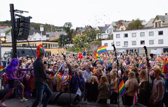 Paradeshow // Harstad Pride