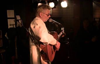 Kim Myrland med vante folk