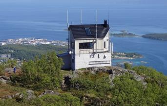 Søndagskafé på Maistua