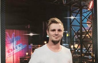Konsert med Marius fra the Voice på Meløyvær pub
