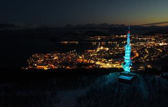 Lysvandring og tenning av lysene i TV-tårnet 2024